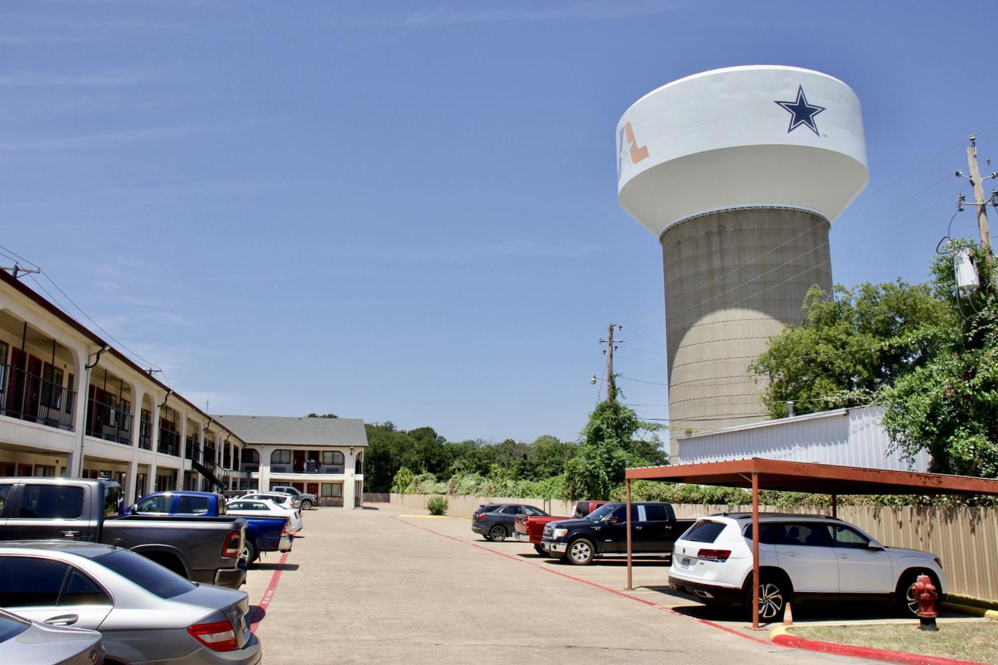Executive Inn Of Arlington, Near At&T Stadium Exterior photo